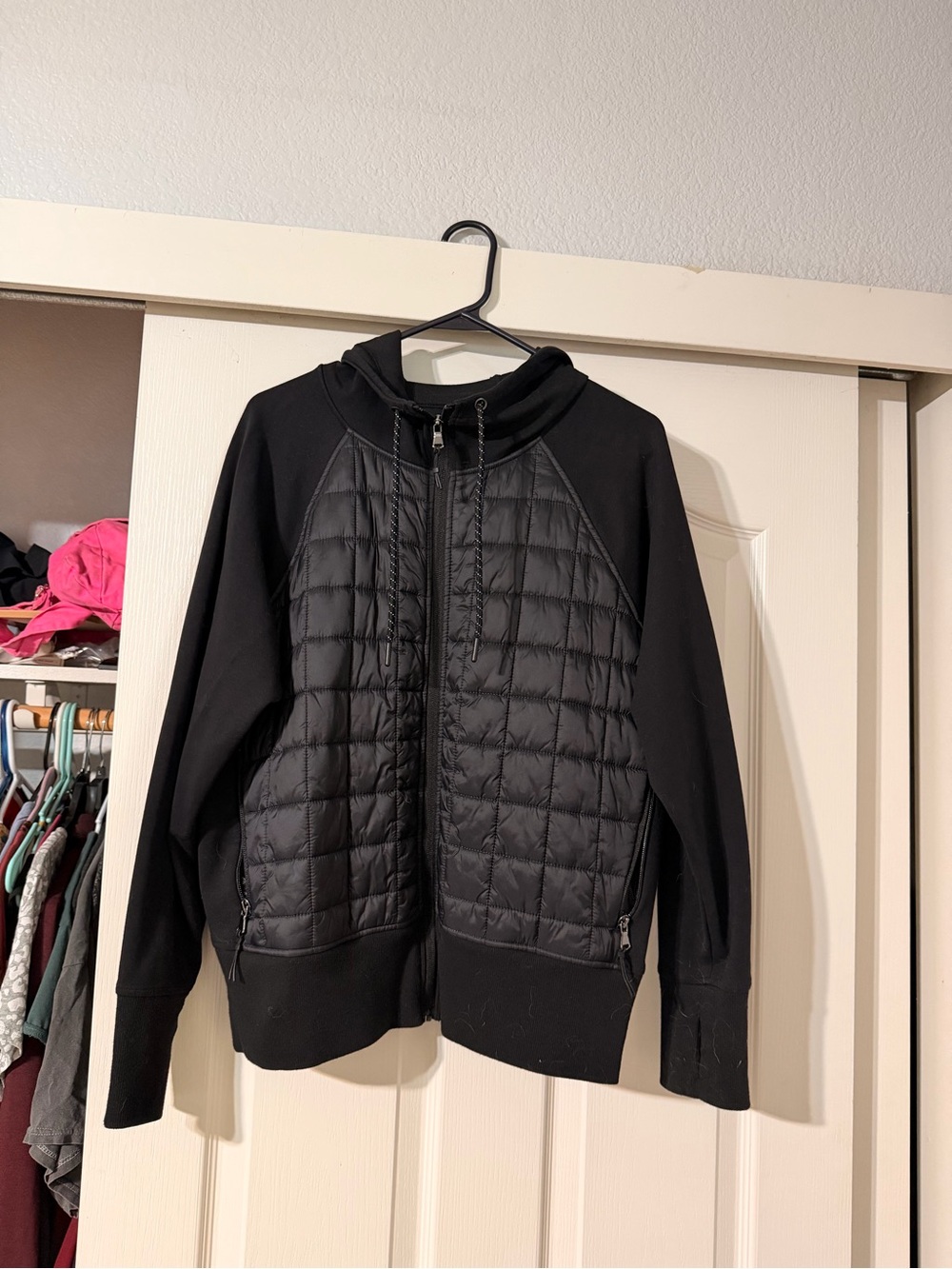 NWOT Size L Old Navy Woman’s Activewear Jacket